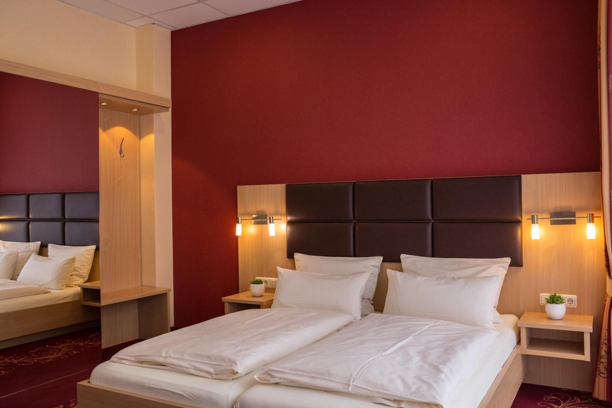 Komfort-Hotel Katerberg 뤼쇼우 객실 사진